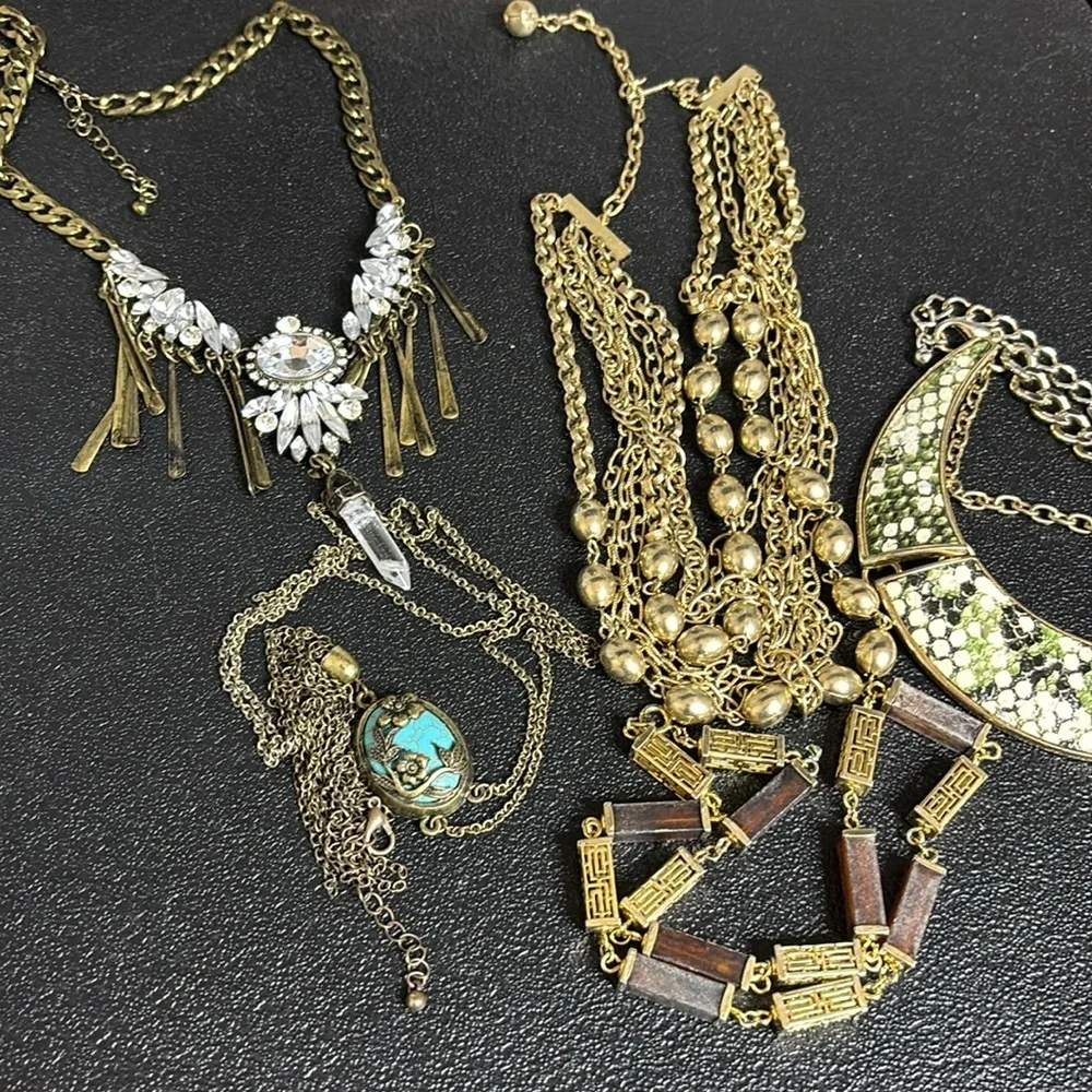 Bundle Lot 6 Gold Tone Fashion Wearable Necklace Jewel Statement - Picture 3 of 4